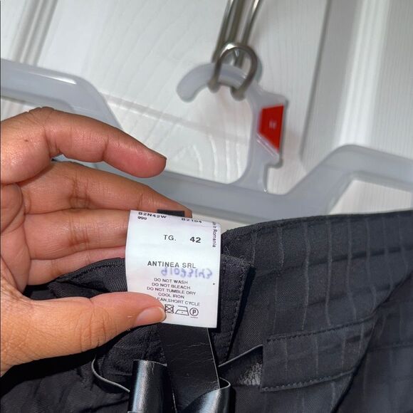 Emporio Armani Black Pencil Skirt EUC M - Picture 7 of 11